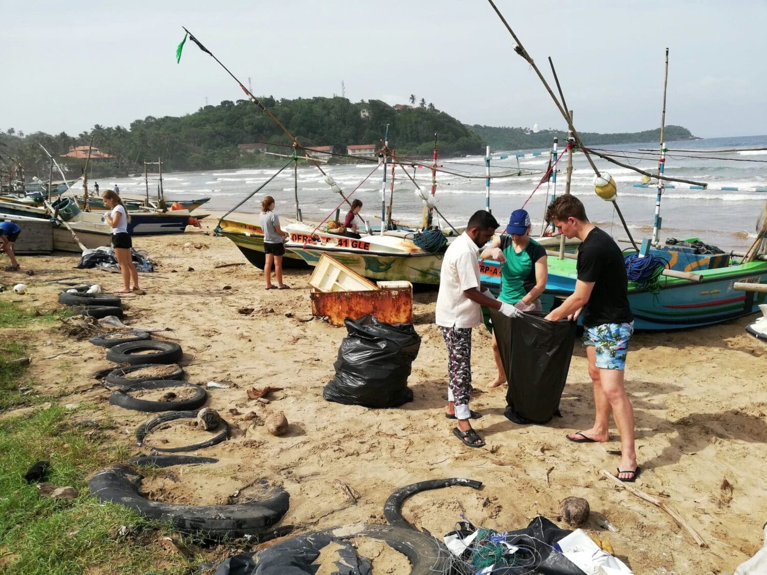 Community Beach Cleanup