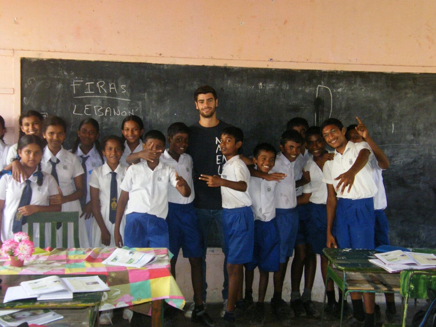 Teaching children in Sri Lanka