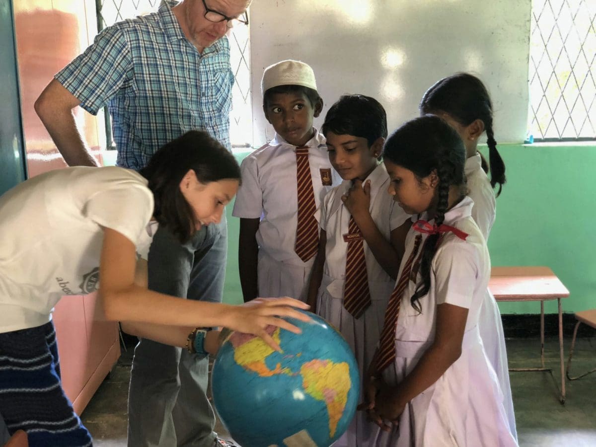 Parents and children teaching together in Sri Lanka